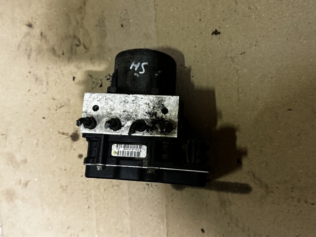 Блок управления АБС  27596SC020 SUBARU