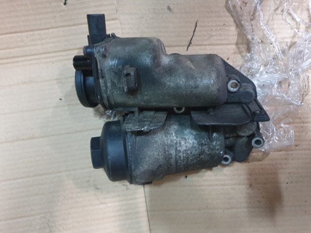 Корпус маслофильтра 30677920 VOLVO