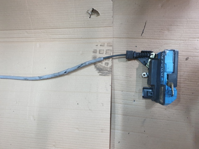 Внутренний дверной замок 30699748 VOLVO