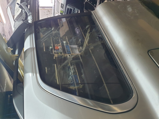 Стекло кузова/багажного отсека, правое 30779653 VOLVO