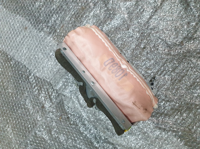Подушка безопасности (AIRBAG) пассажирская 8686592 VOLVO