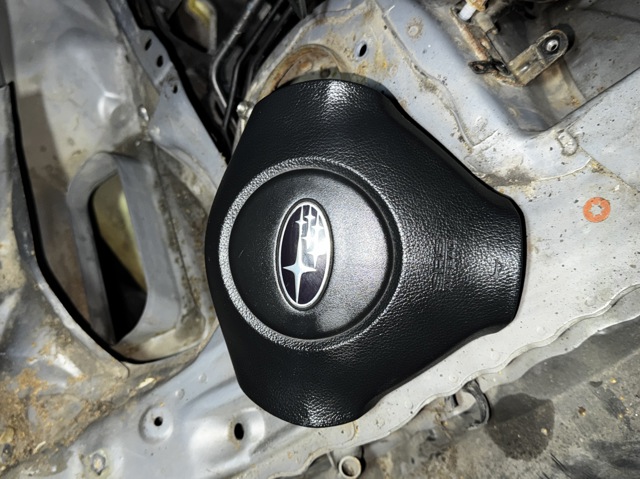 Подушка в руле 98211SC000JC SUBARU