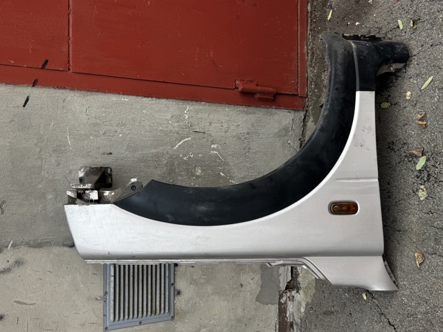 Переднее правое крыло ASB490060 LAND ROVER