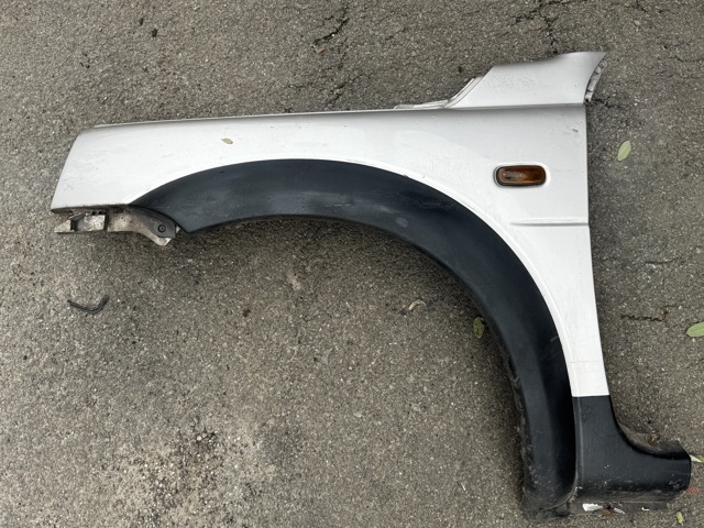 Переднее левое крыло ASB490070 LAND ROVER