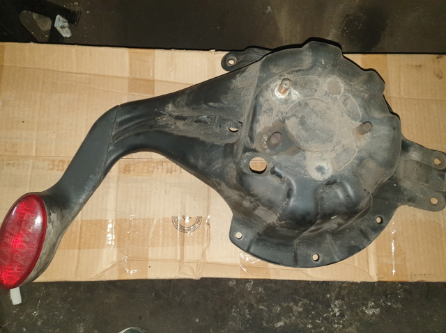 Кронштейн запаски BHU490010 LAND ROVER