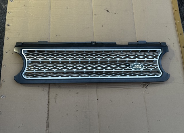 Решетка радиатора DHB500193LQV LAND ROVER