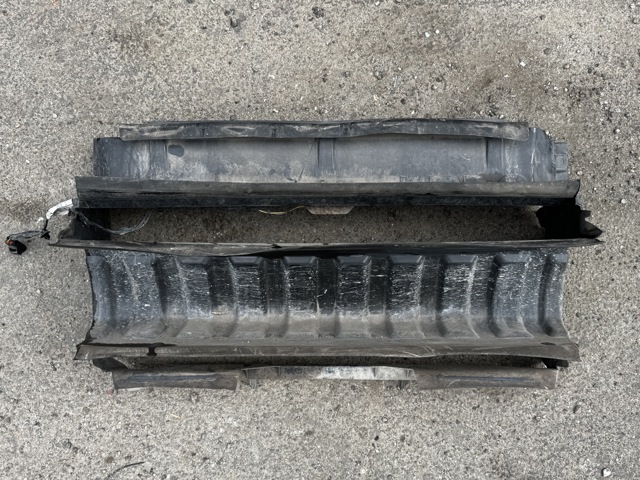 Воздуховод радиатора DXJ500070 LAND ROVER