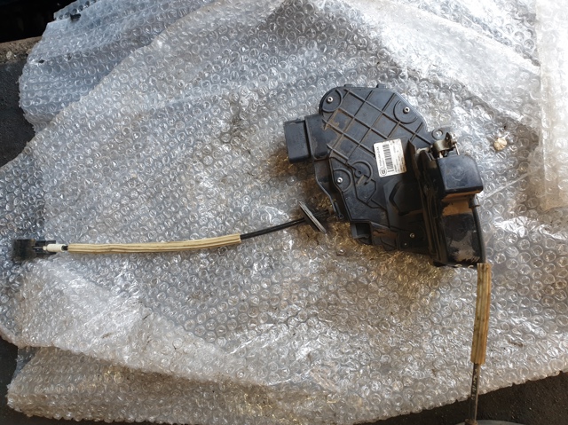 Замок задней двери, правой FQM000148 LAND ROVER
