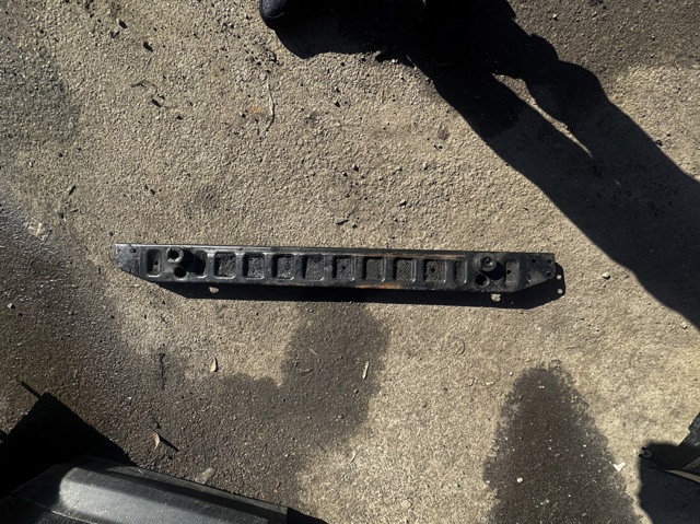 Телевизор нижний LR006225 LAND ROVER