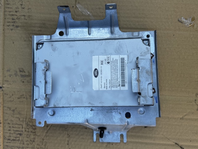 Усилитель звука аудиосистемы LR009652 LAND ROVER