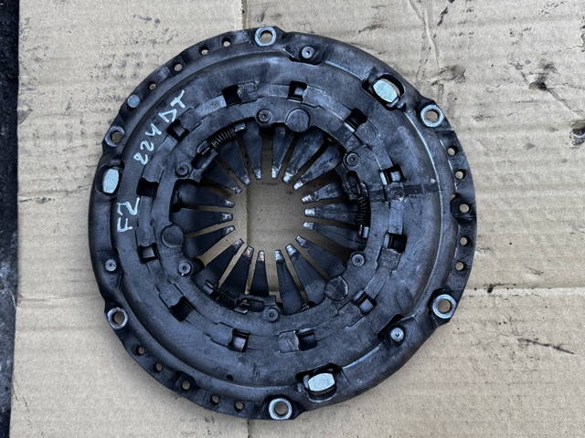 Комплект сцепления (диск, корзина, подшипник) LR029125 LAND ROVER