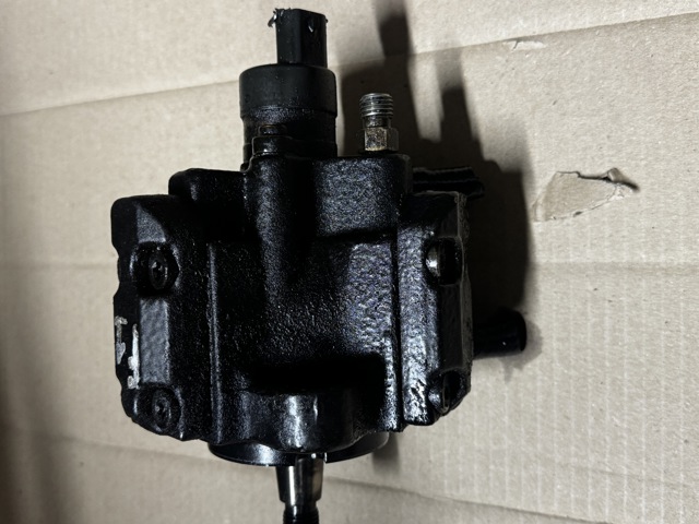 Насос топливный высокого давления MSR100320L LAND ROVER
