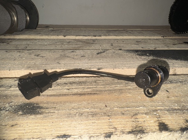 Датчик положения коленвала NSC100110L LAND ROVER