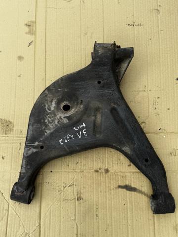 Рычаг задней подвески нижний, левый RGG000094 LAND ROVER