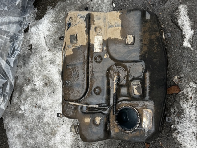 Бензобак WHK000010 LAND ROVER