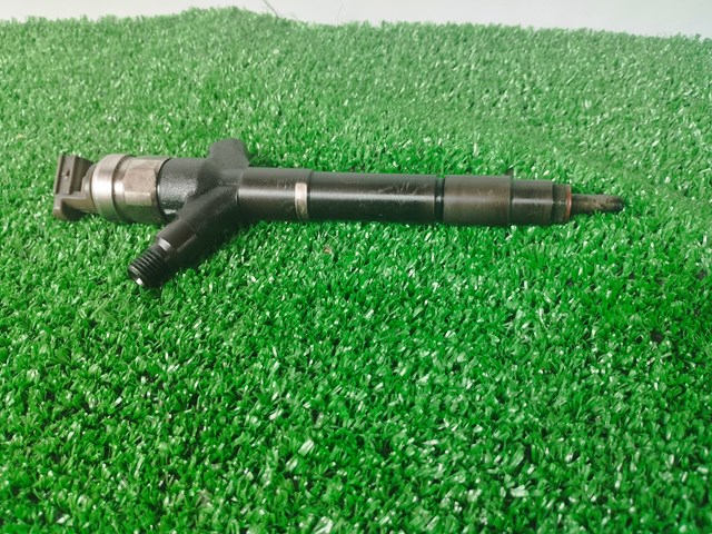 Форсунка дизельная в сборе 1465A257 MITSUBISHI