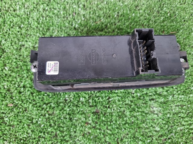 25401AV640 NISSAN Кнопочный блок управления стеклоподъемником передний левый купить в Житомир
