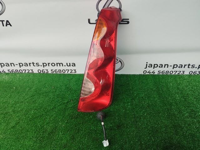 Правый стоп-сигнал 265549U00A NISSAN