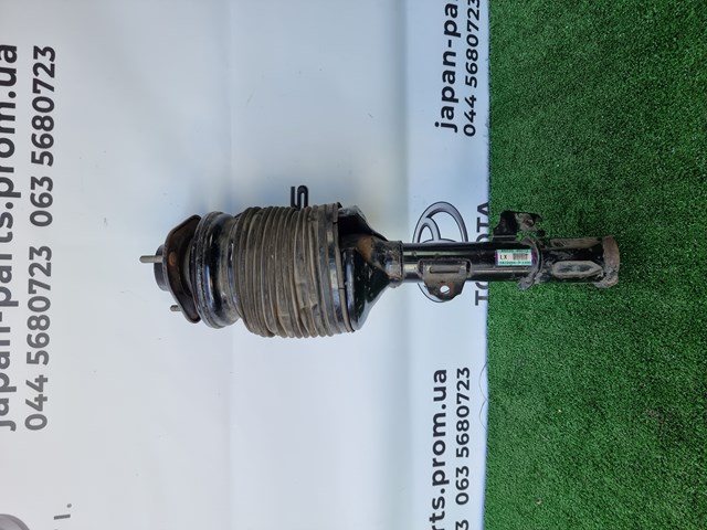 Амортизаторная стойка передняя левая 4802048073 TOYOTA