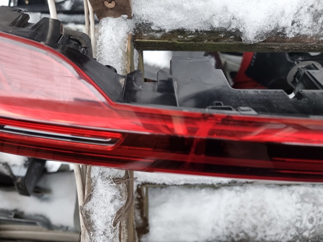 VAG 4KE945095G Фонарь задний центральный в наличии Винница
