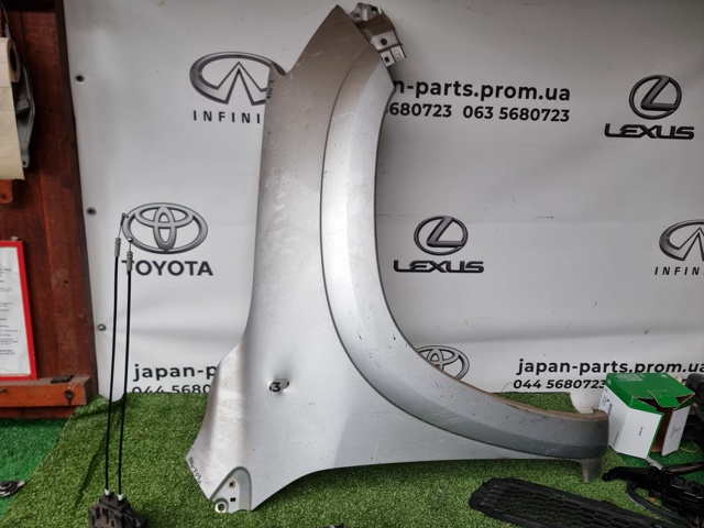 Правое крыло 5380142130 TOYOTA