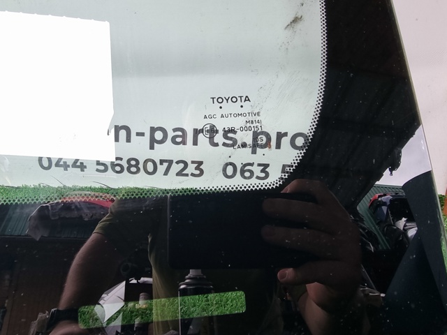 561013T903 TOYOTA Стекло лобовое  купить в Винница