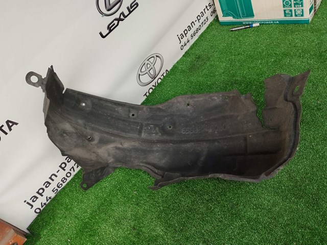 Подкрылок задний левый 6563842020 TOYOTA
