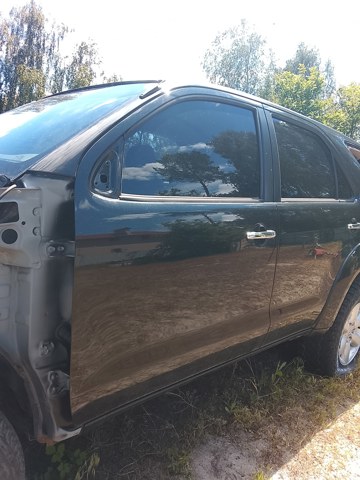 Дверь передняя левая Toyota FORTUNER N5, N6