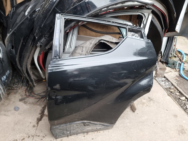 Дверь пассажирская задняя левая 67004F4010 TOYOTA