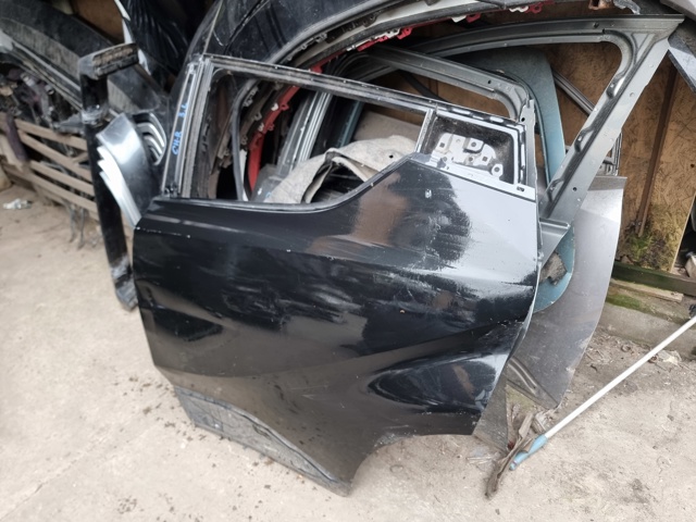 TOYOTA 67004F4010 Дверь задняя левая в наличии Ужгород