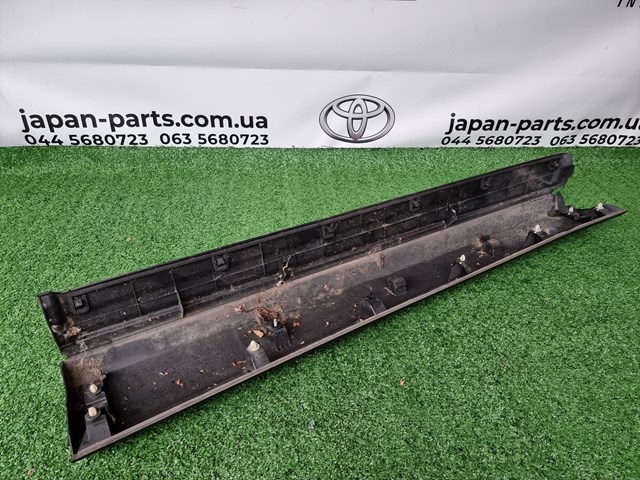 TOYOTA 7507342021 Молдинг двери передней правой нижний в наличии Винница