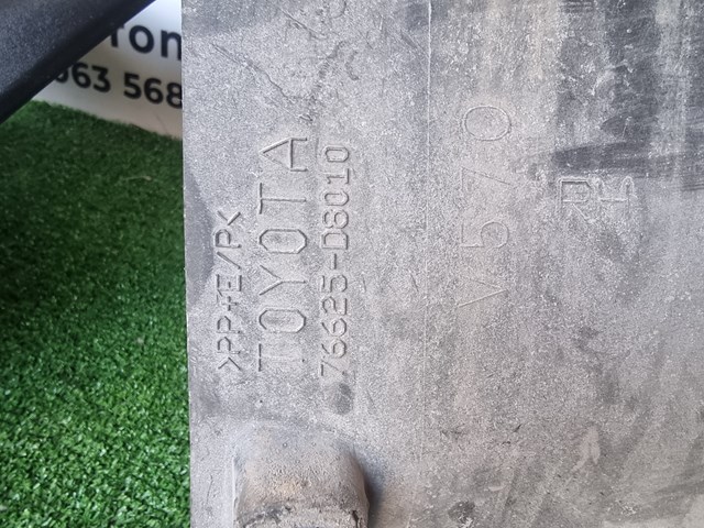 TOYOTA 76626D8010 в наличии Львов