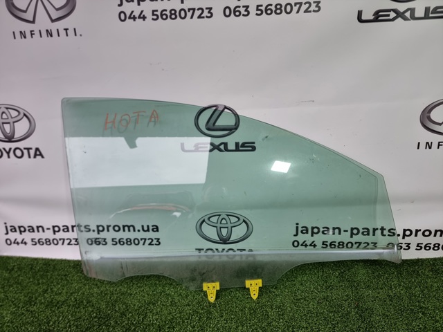 Стекло передней двери, правой 803009U000 NISSAN