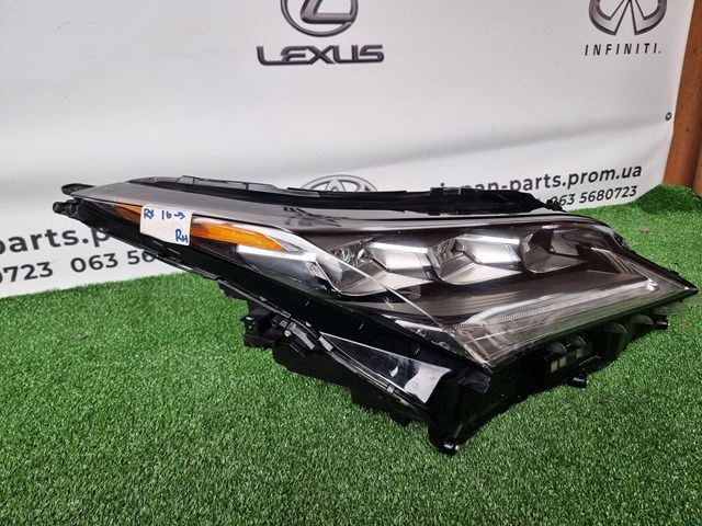 TOYOTA 8114548D40 Правая фара в наличии Ирпень