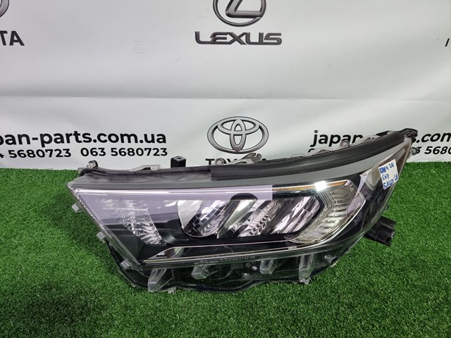 Фара левая передняя Toyota RAV4 5