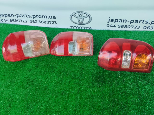 Фонари задние 8155142060 TOYOTA