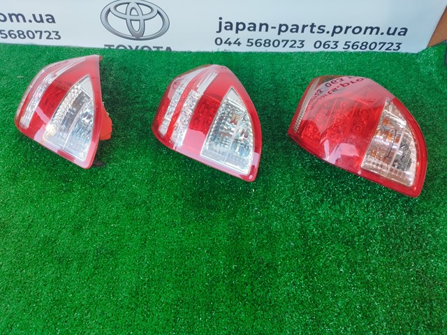 Правый стоп 8155142120 TOYOTA