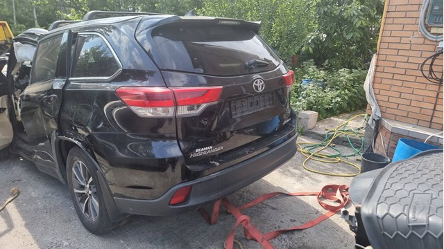 Фонарь задний 815600E161 TOYOTA