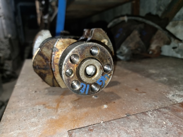 MD327703 MITSUBISHI Коленвал двигателя купить в Павлоград