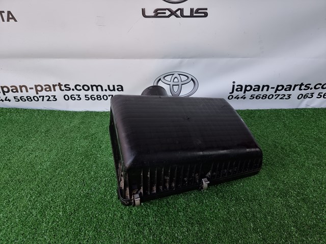 MITSUBISHI MR404841 Корпус воздушного фильтра, нижняя часть в наличии Украина