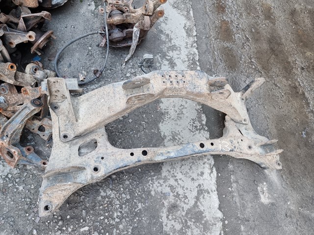 MITSUBISHI MR961171 Подрамник задний в наличии Хмельницкий