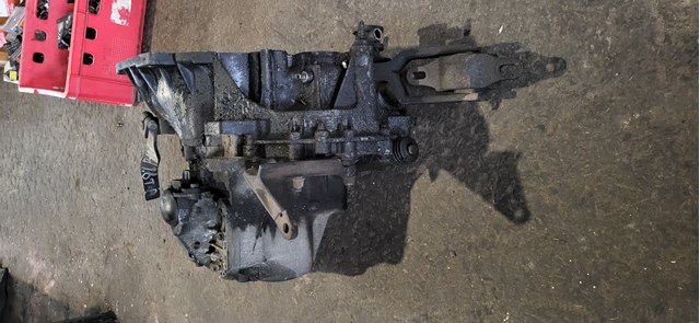 FORD 91ZT7F096 КПП в сборе (механическая коробка передач) в наличии Сумы