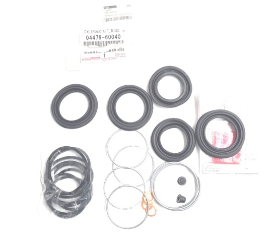 0447960040 TOYOTA Ремкомплект переднего суппорта купить в Ровно