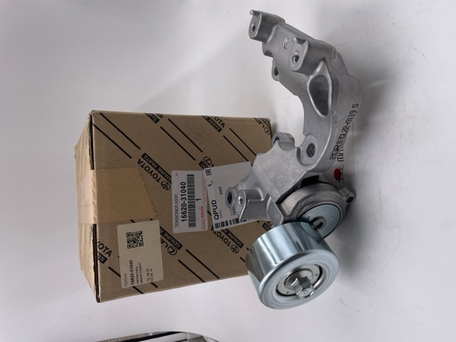 Натяжная планка поликлинового ремня 1662031040 TOYOTA