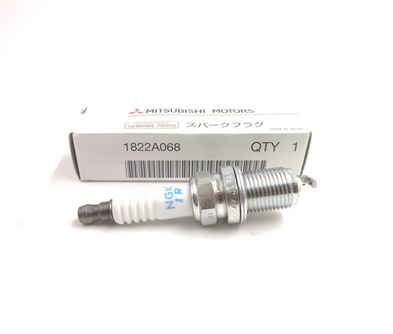 1822A068 MITSUBISHI Свеча зажигания купить в Полтава