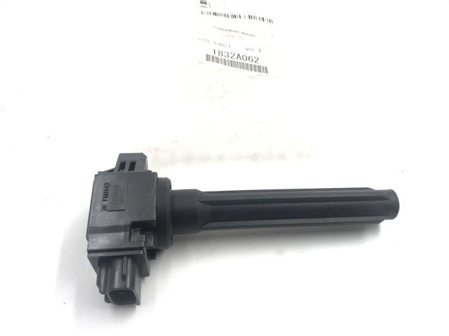 MITSUBISHI 1832A062 Катушка зажигания в наличии Черновцы