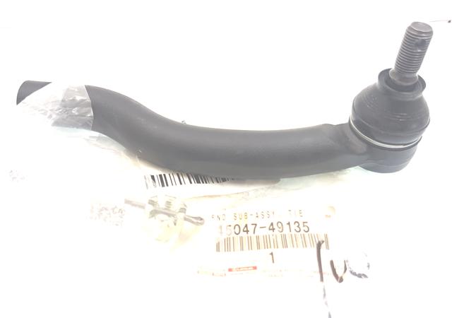 Наконечник рулевой тяги 4504749135 TOYOTA