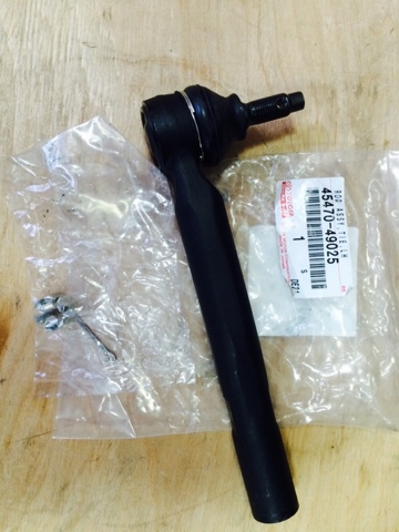 TOYOTA 4547049025 Наконечник рулевой тяги внешний в наличии Харьков