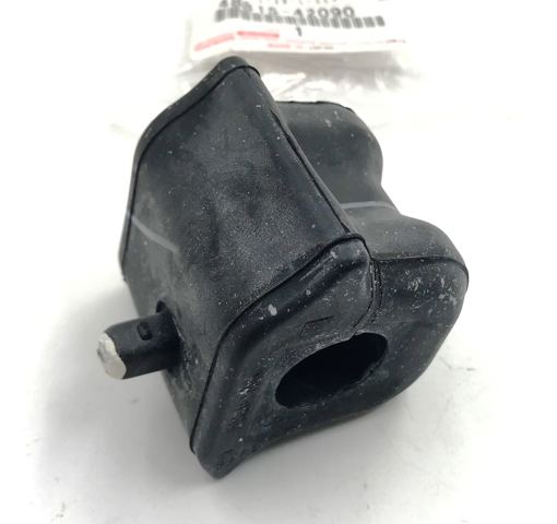 4881542090 TOYOTA Втулка стабилизатора переднего левая купить в Запорожье