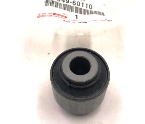 TOYOTA 4884960110 Втулка стойки переднего стабилизатора в наличии Черновцы